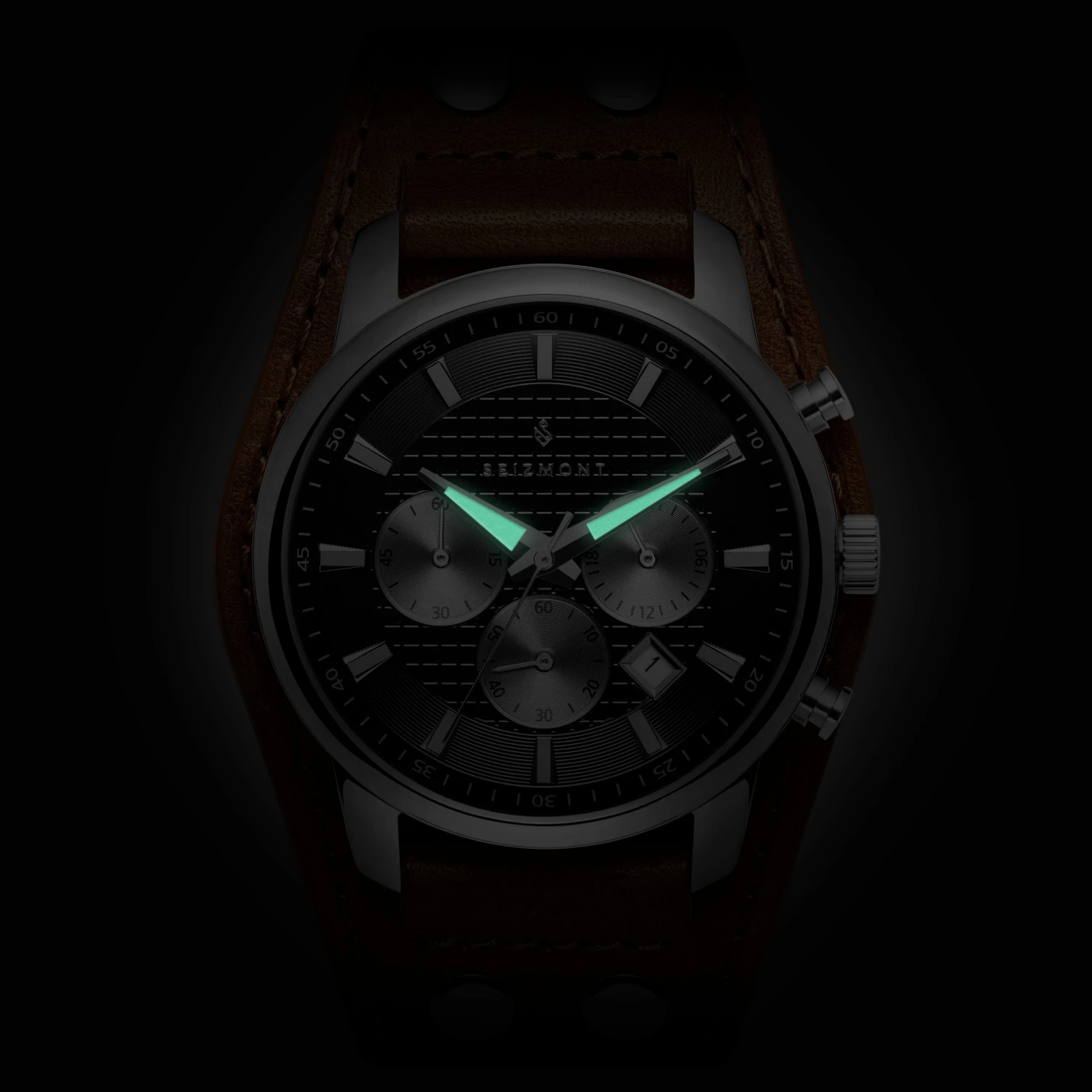 Seizmont Iphios | Montre chronographe noire et brune en acier inoxydable avec bracelet manchette en cuir 4 Seizmont Iphios | Montre chronographe noire et brune en acier inoxydable avec bracelet manchette en cuir – Image 2