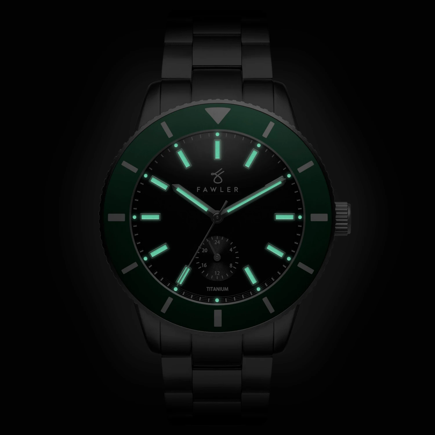 Fawler Makalu | Montre de plongée en titane brossé avec lunette verte 8 Fawler Makalu | Montre de plongée en titane brossé avec lunette verte – Image 6