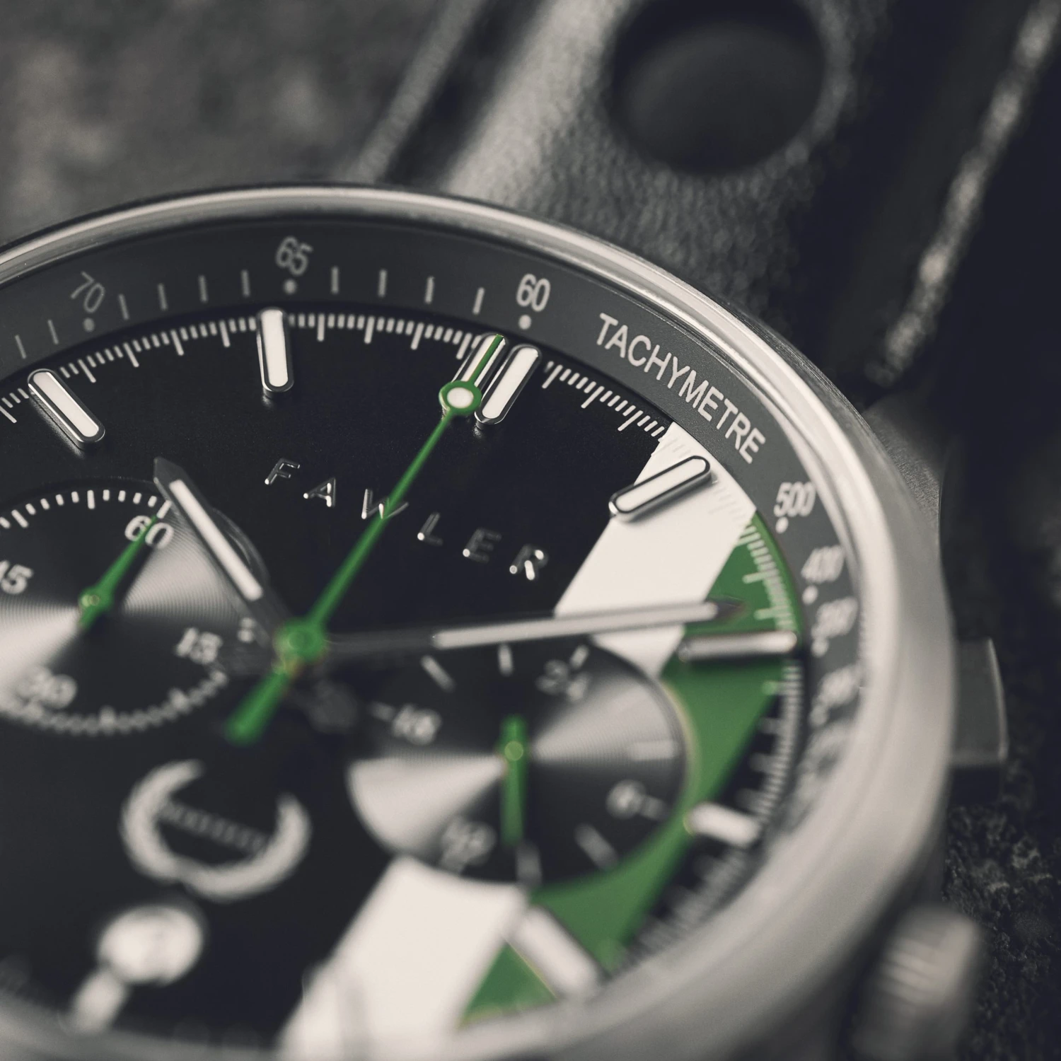 Fawler Monterey | Montre de course blanche et verte 5 Fawler Monterey | Montre de course blanche et verte – Image 3