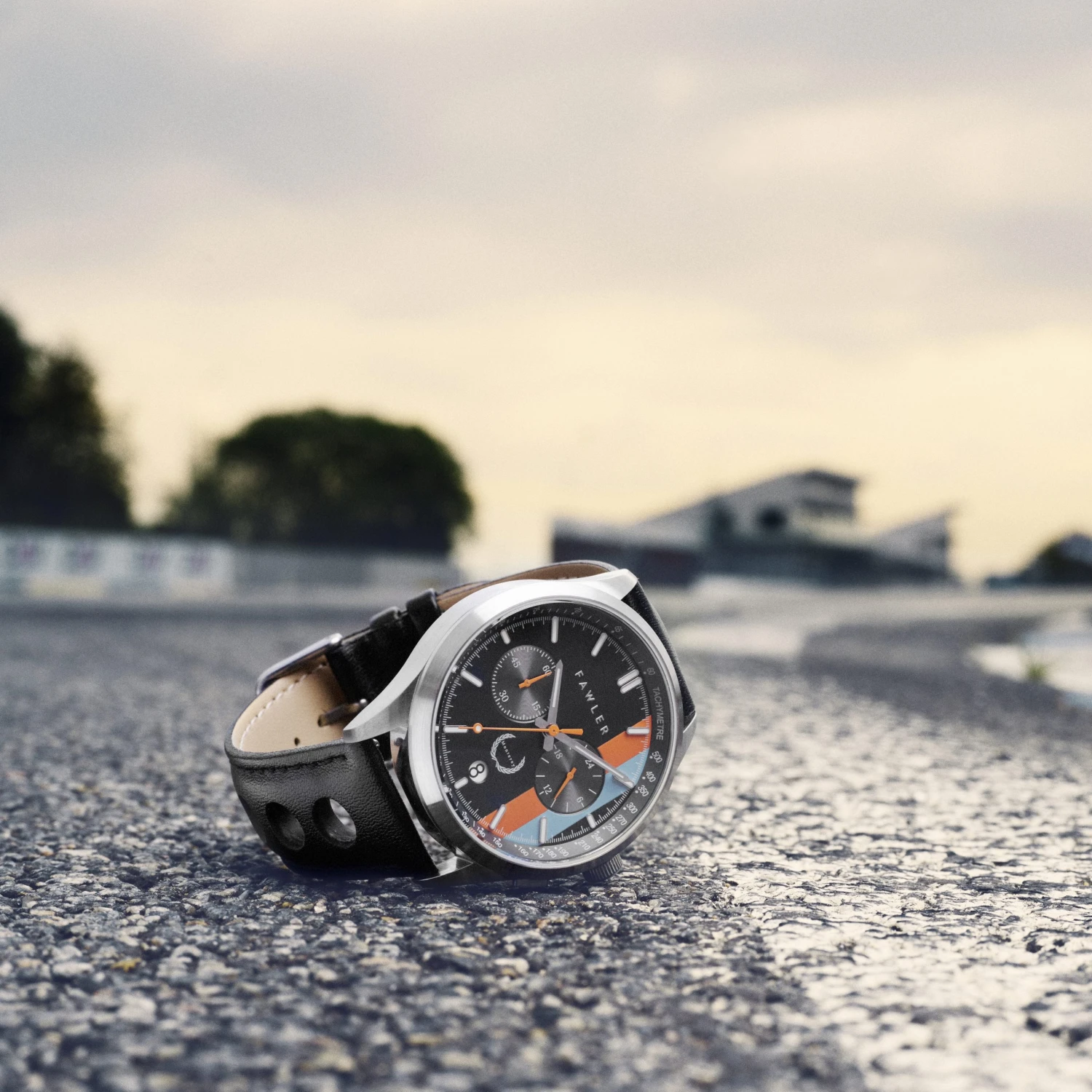 Fawler Monterey | Montre de course orange et bleue 5 Fawler Monterey | Montre de course orange et bleue – Image 3