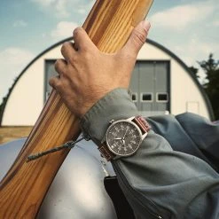 Fawler Apollo | Montre Aviateur en acier inoxydable noir et argenté 10 Fawler Apollo | Montre Aviateur en acier inoxydable noir et argenté -MONTRES Soldes jwm apollo drop38 frank christensen 26128 1x1 04