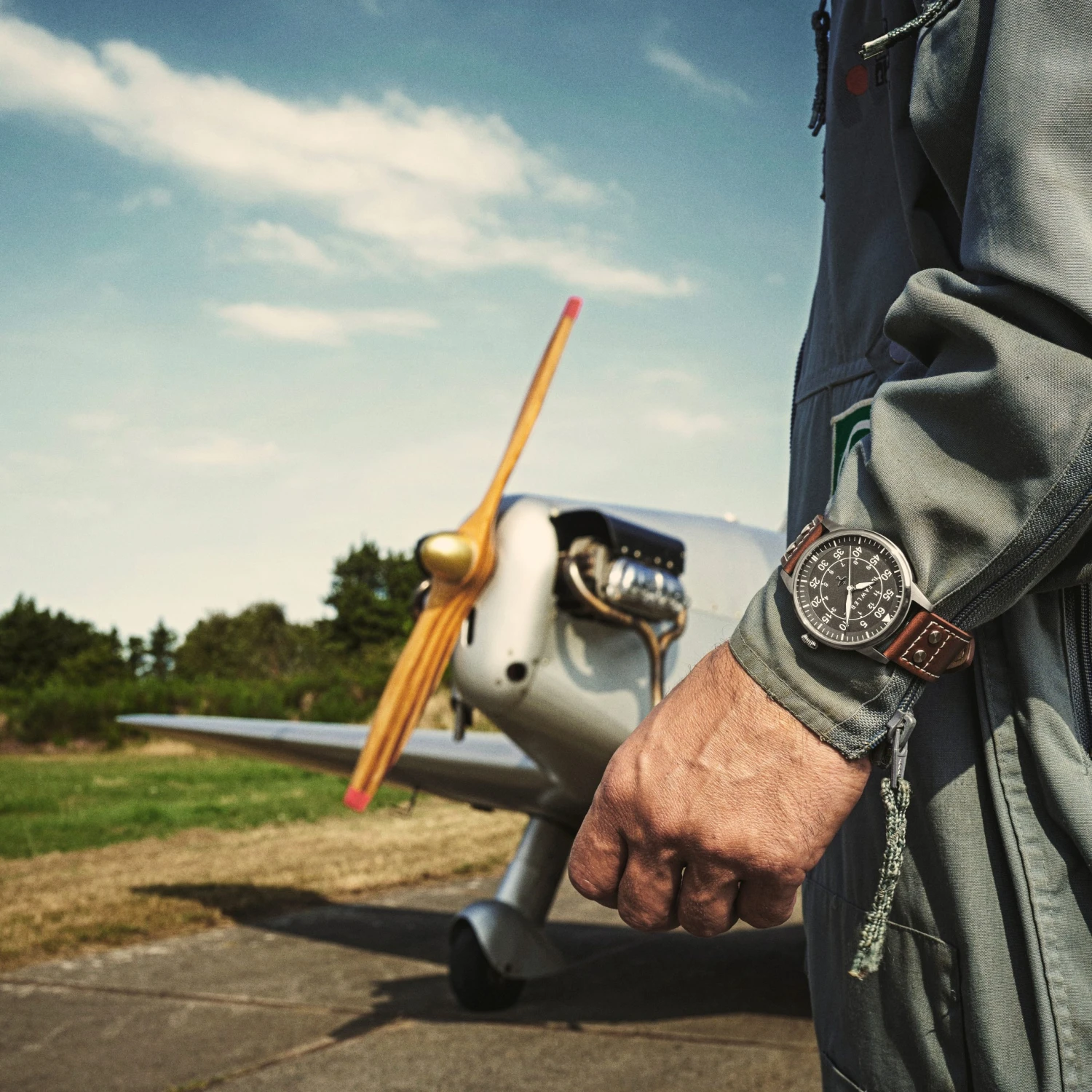 Fawler Apollo | Montre Aviateur en acier inoxydable noir et argenté 6 Fawler Apollo | Montre Aviateur en acier inoxydable noir et argenté – Image 4