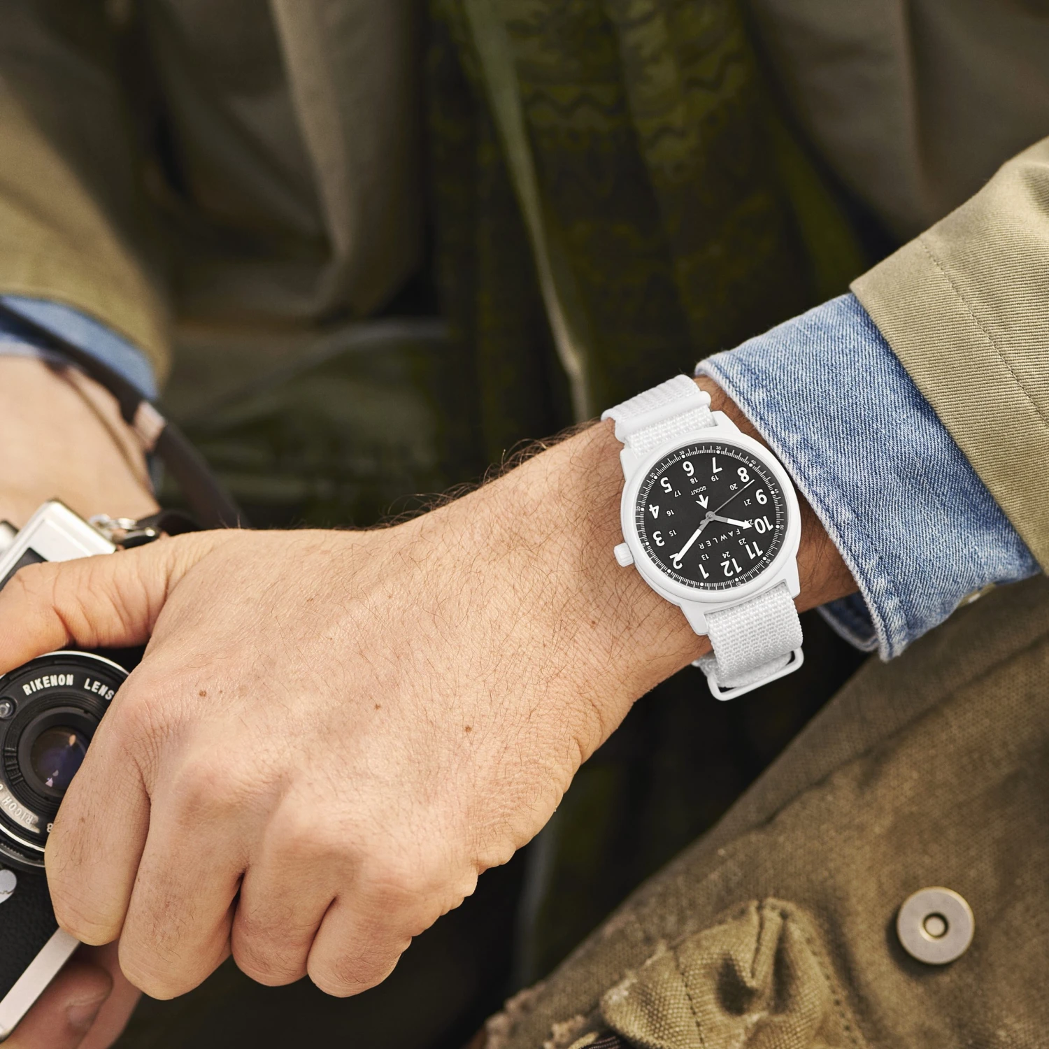 Fawler Scout | Montre militaire blanche à bracelet NATO en série limitée 4 Fawler Scout | Montre militaire blanche à bracelet NATO en série limitée – Image 2