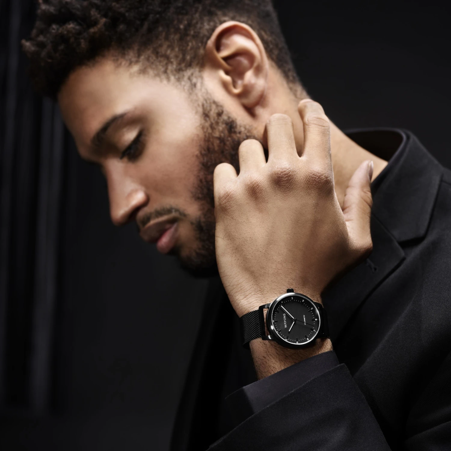 Waykins Colornetic | Montre de couleur changeante en acier noir 5 Waykins Colornetic | Montre de couleur changeante en acier noir – Image 3