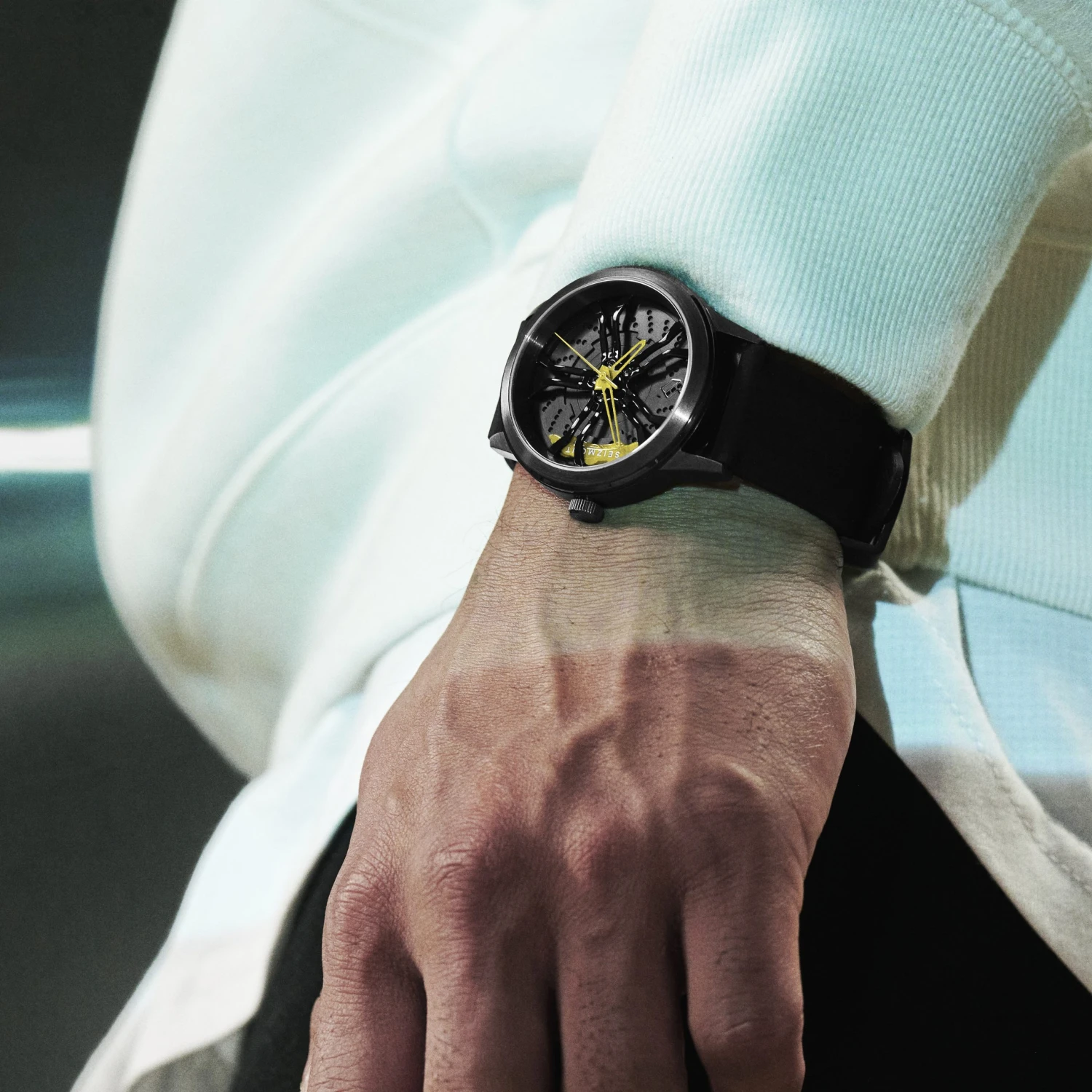Seizmont Monza | Montre Racing jaune et noire 5 Seizmont Monza | Montre Racing jaune et noire – Image 3