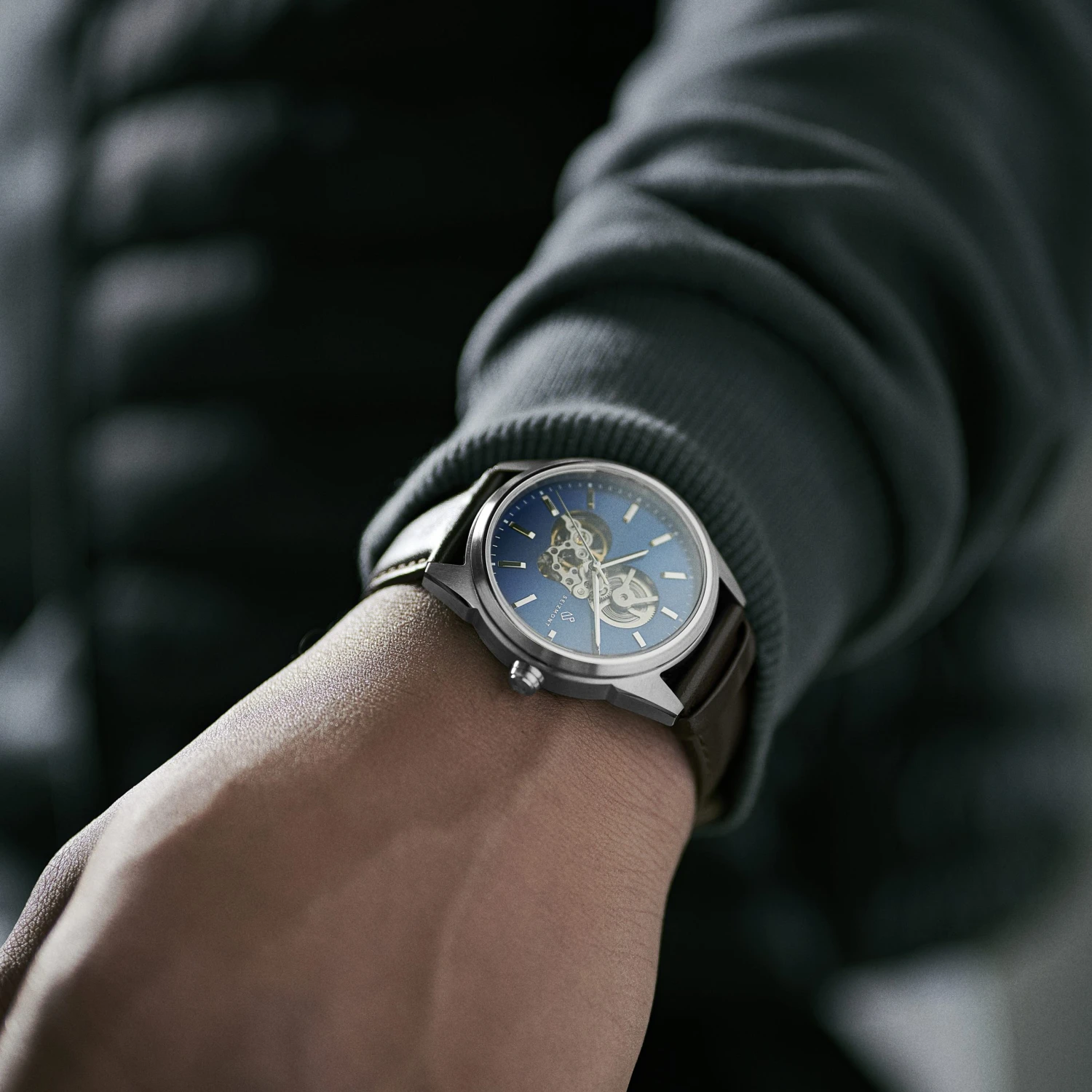 Seizmont Montre squelette automatique Cor Kylo 4 Seizmont Montre squelette automatique Cor Kylo – Image 2